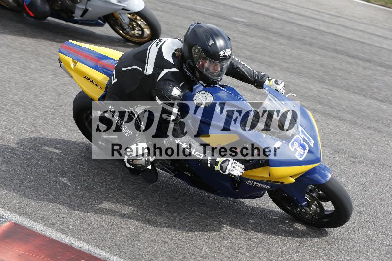 Archiv-2025/05 14.04.2025 Plüss Moto Sport ADR/Freies Fahren/31